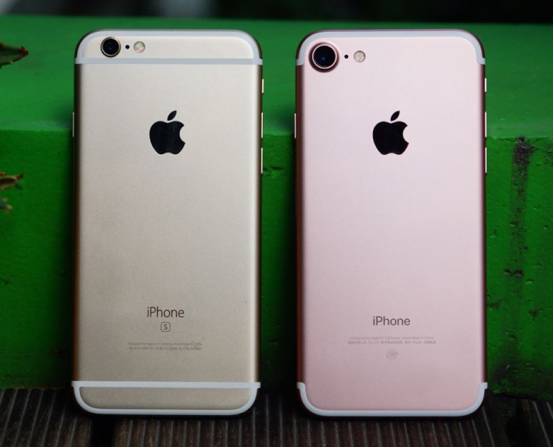 iPhone6SとiPhone7の比較